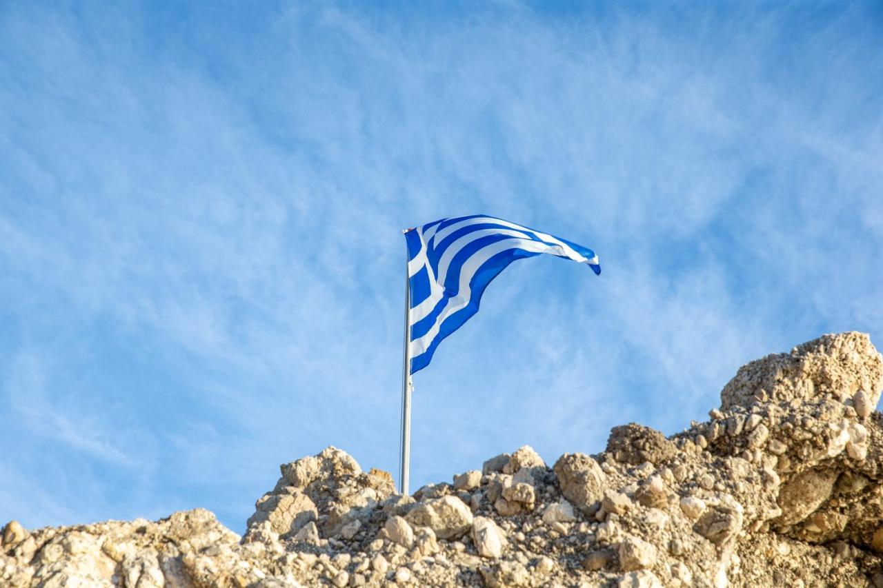 Black Rocks Family, Luxury Seafront Beach Maisonette Άγιος Γόρδιος Εξωτερικό φωτογραφία